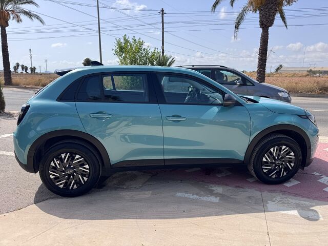 FIAT 600 HYBRID 1.2 E-THP AUTO SPANISH LHD IN SPAIN ONLY 6000 MILES SUPERB 2024